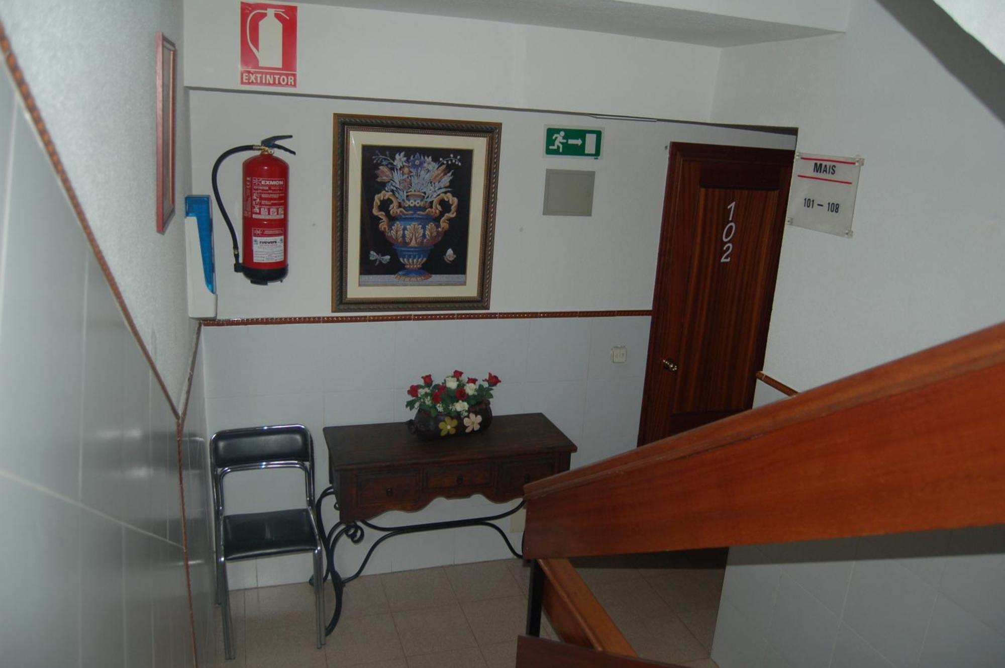 Hostal Mays Numancia de la Sagra Exterior photo