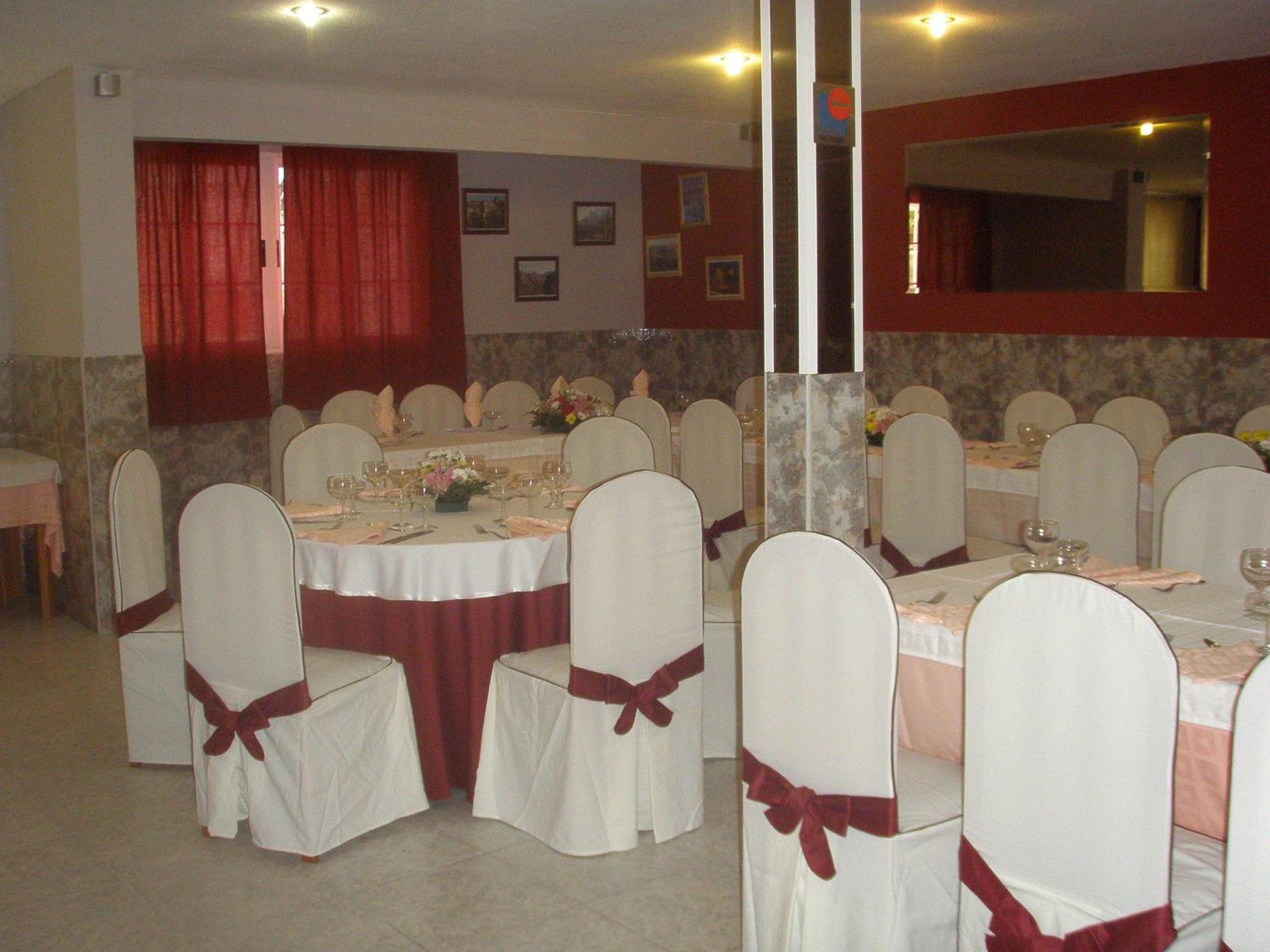 Hostal Mays Numancia de la Sagra Exterior photo